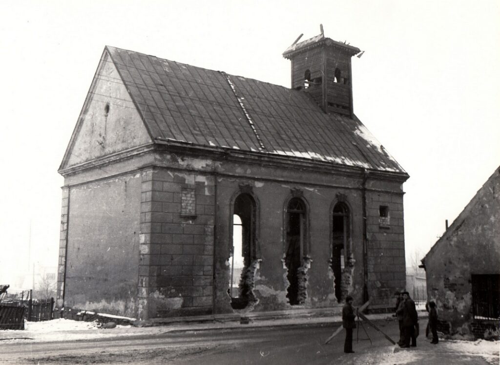 Kosciol-Ewang.-14-1024x749 ⛪️ Dawny kościół ewangelicki w Mławie 🏚️