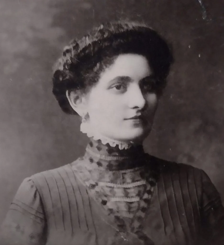 Reymonta-7-9-936x1024-1 🏠 Dom przy ul. Reymonta 7 – historia z duszą