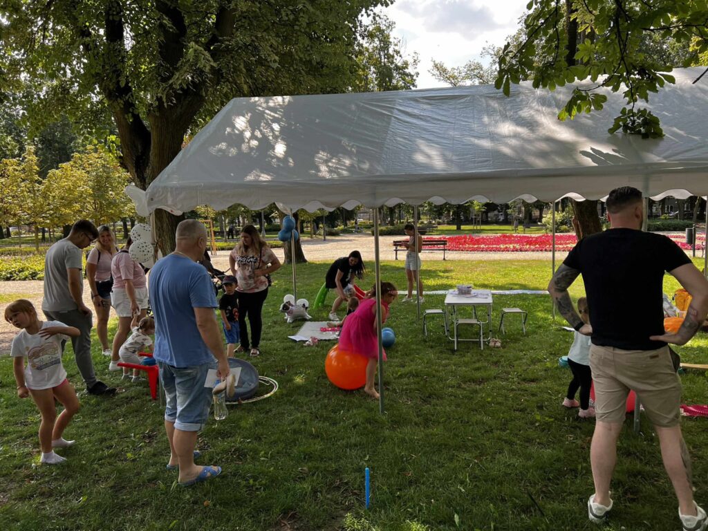 529342273_122129655860817720_3832774094060583301_n-1024x768 🐾 Mława pokochała „Psiknik”! Pierwsza edycja wydarzenia za nami 🐶🎉