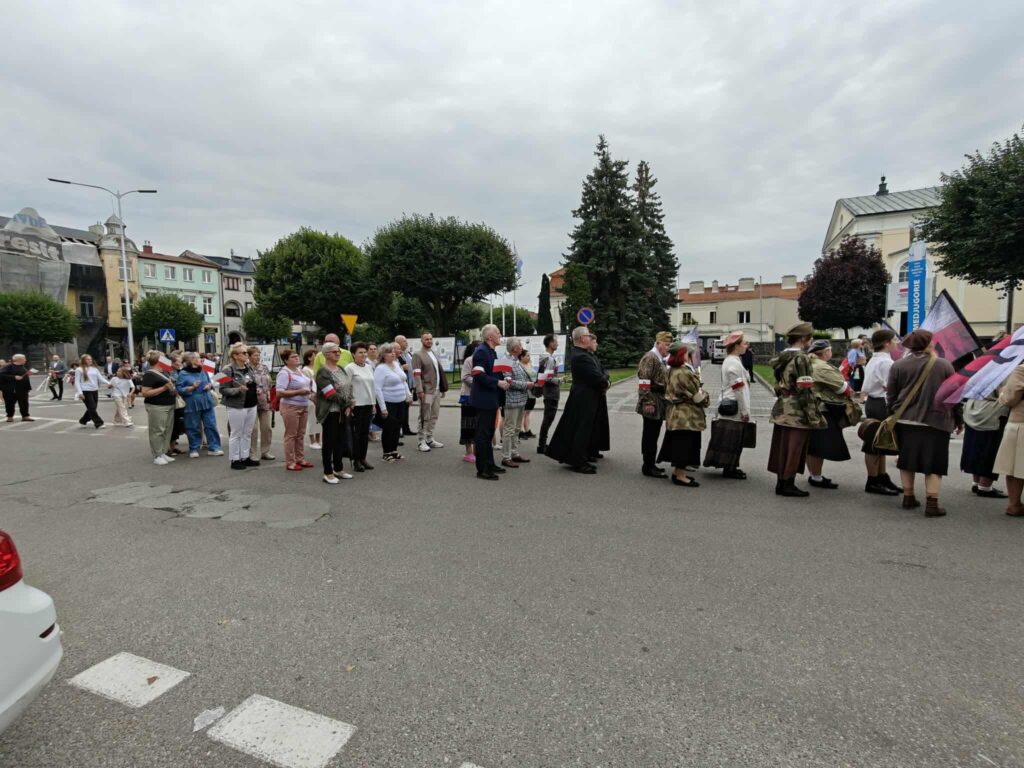 a020052e6349c9d755a489bfb7337fd9-1024x768 🇵🇱 Mława uczciła 81. rocznicę wybuchu Powstania Warszawskiego 🇵🇱